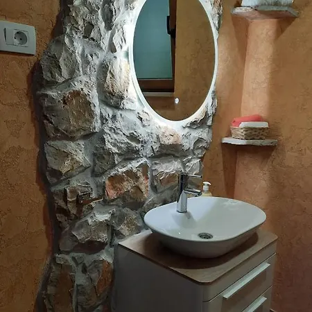 Vinka Apartment *